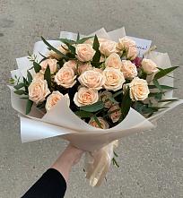 Букет Кремовые розы Латте в Шустиково